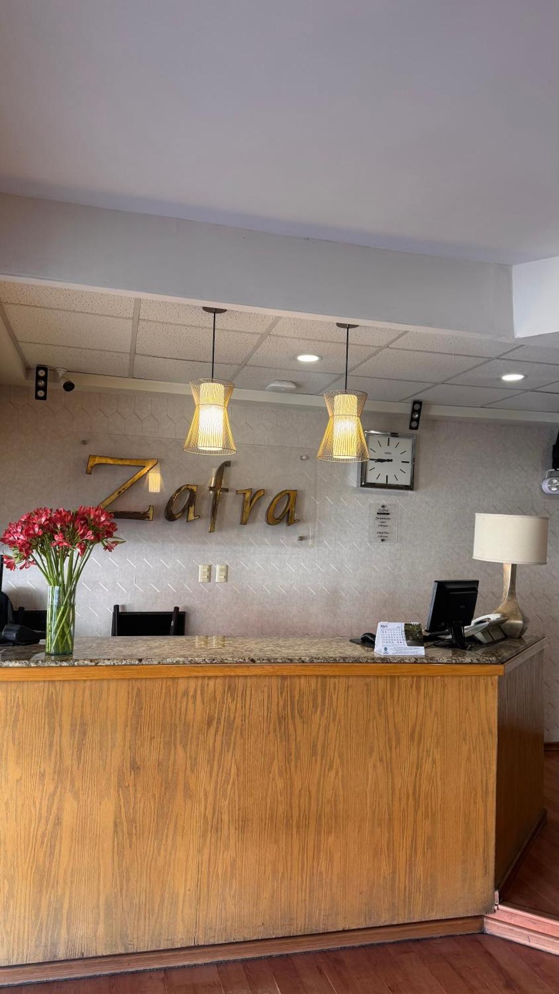 Hotel Zafra 토레온 외부 사진